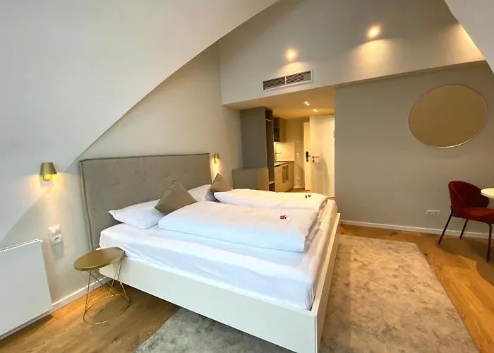 Blackhome I Contactless Check-in 4* Wenen