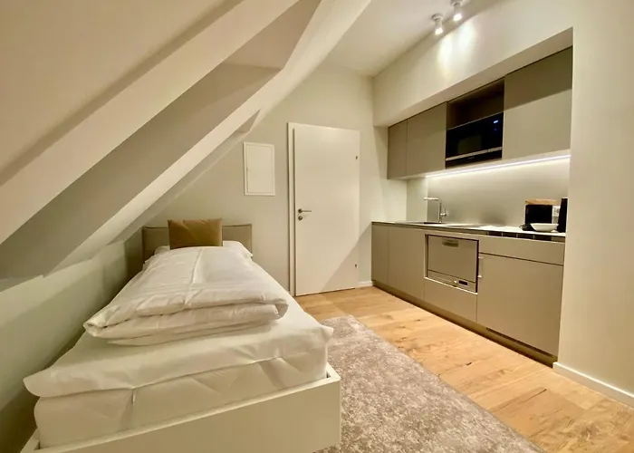 Blackhome I Contactless Check-in Aparthotel 4*