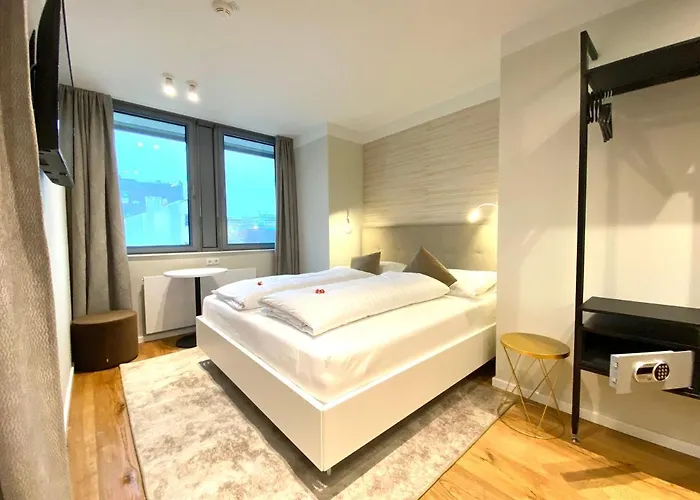 Blackhome I Contactless Check-in 4* Wenen