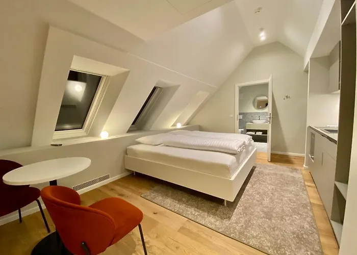 Blackhome I Contactless Check-in 4* Wenen