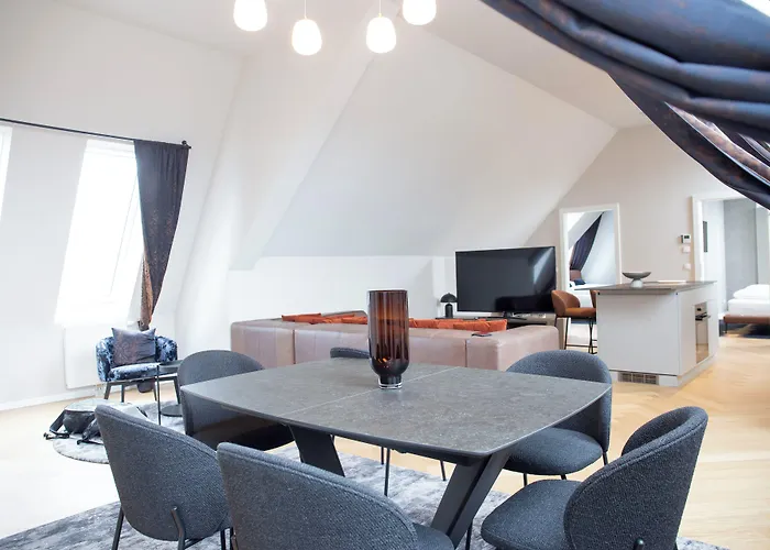 Blackhome I Contactless Check-in 4* Wenen